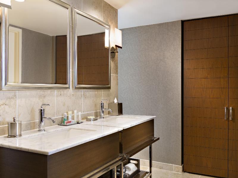 Grand Hyatt San Antonio image