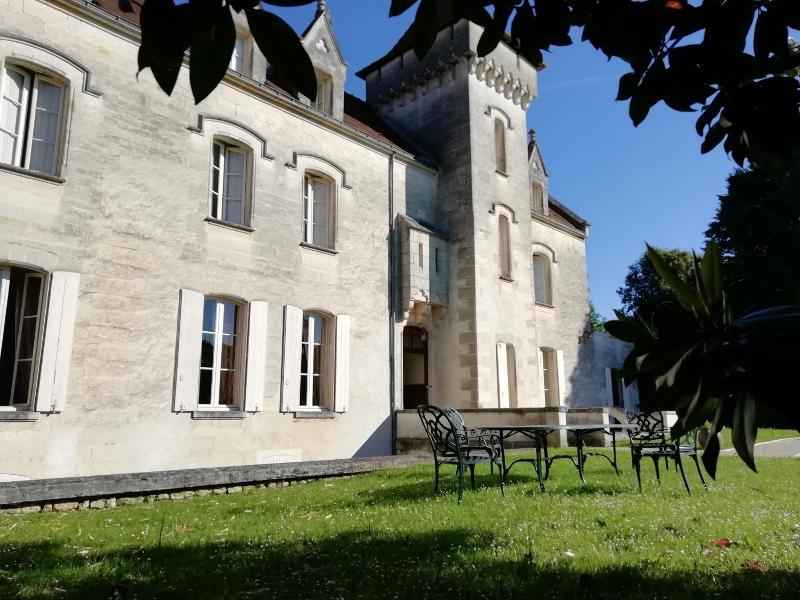Chateau des Salles image