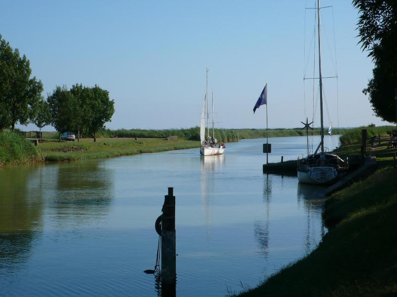 Chateau des Salles image