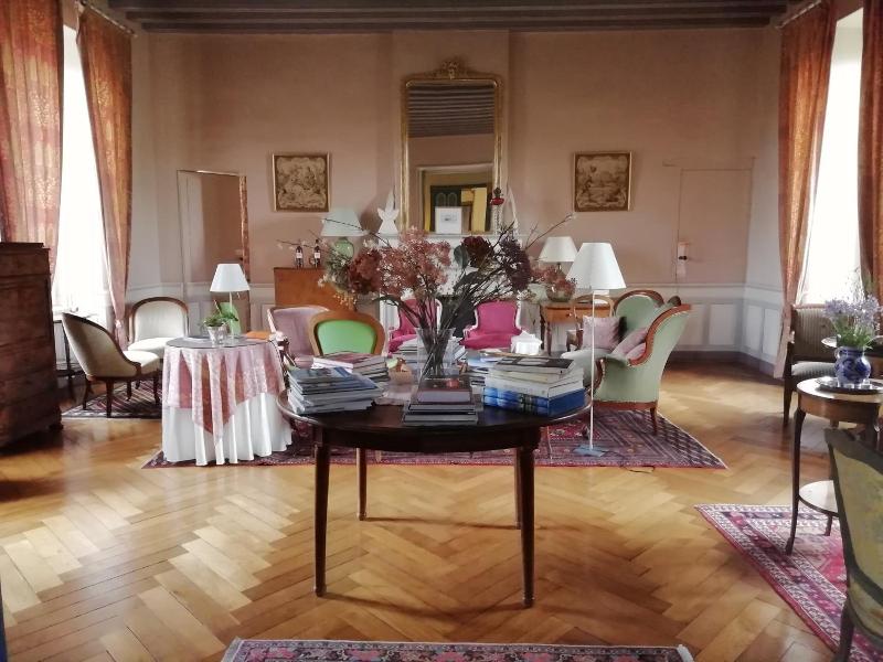 Chateau des Salles image