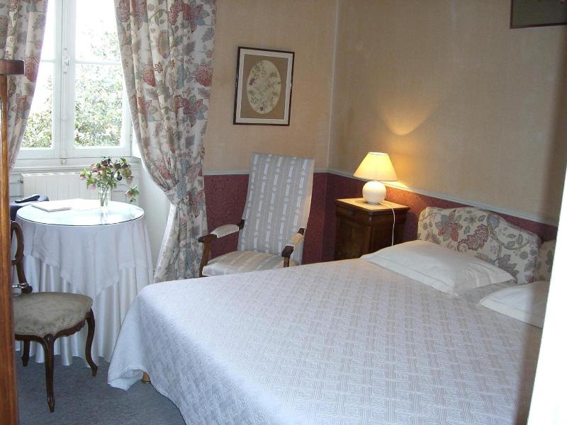 Chateau des Salles image