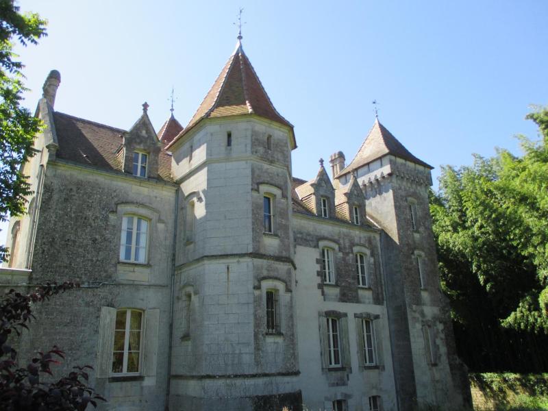Chateau des Salles image