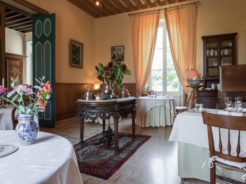 Chateau des Salles image