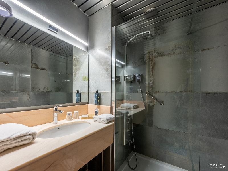 Hotel Le Yachtman, The Originals Collection image