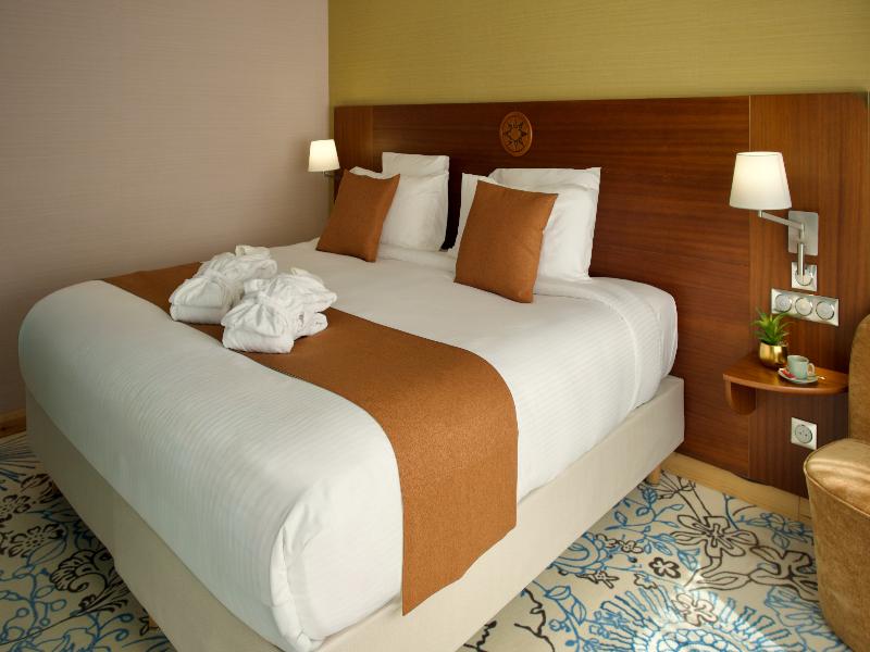 Hotel Le Yachtman, The Originals Collection image