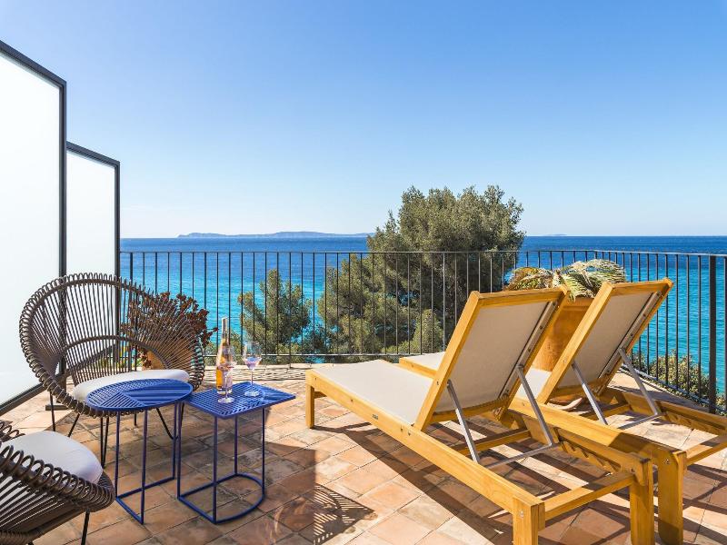 Hotel Le Bailli de Suffren image