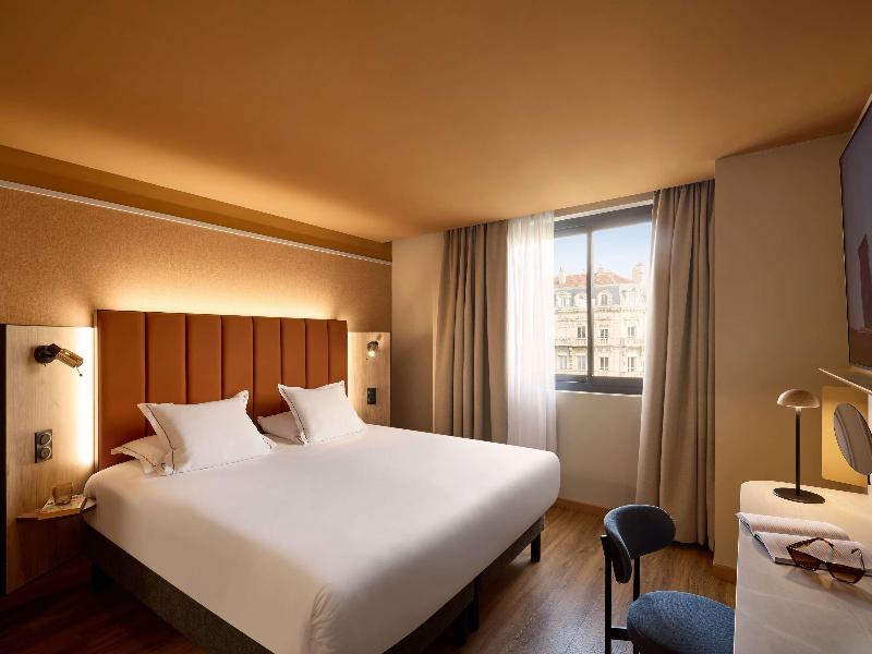 You Hotel de France Valence Handwritten Collection image