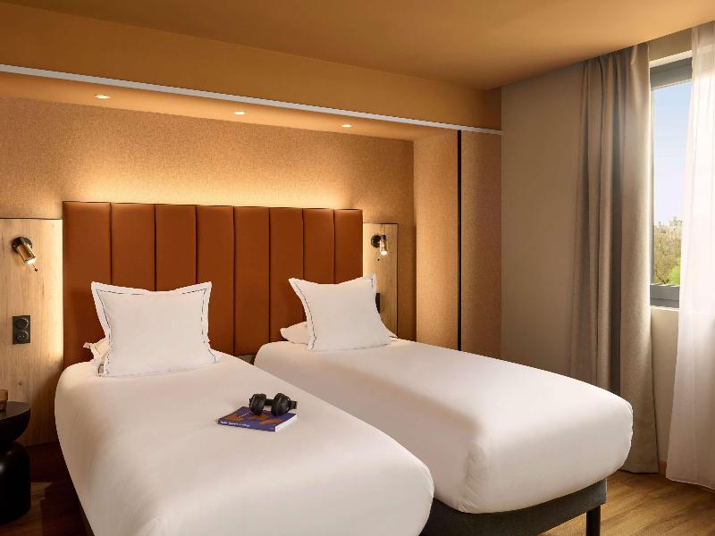 You Hotel de France Valence Handwritten Collection image
