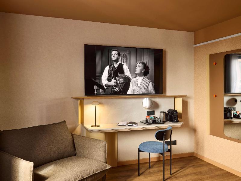 You Hotel de France Valence Handwritten Collection image