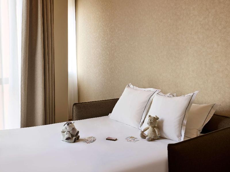 You Hotel de France Valence Handwritten Collection image