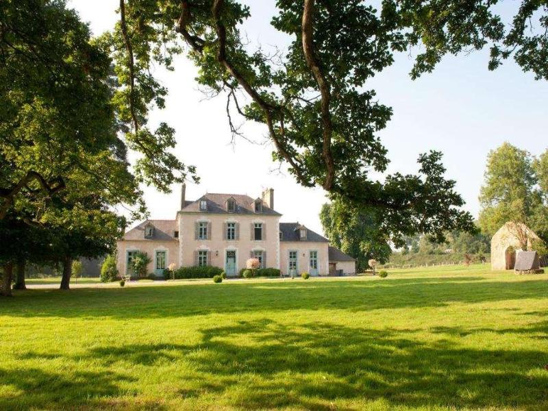 Chateau du Pin image