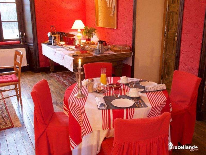Chateau du Pin image
