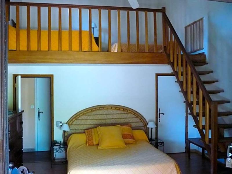 Chateau d'Arpaillargues image