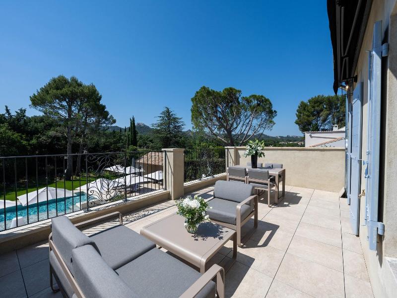 Hotel Le Vallon de Valrugues Spa image