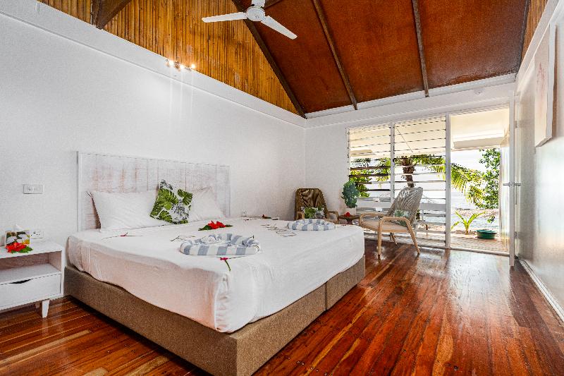 Beachcomber Island Resort image