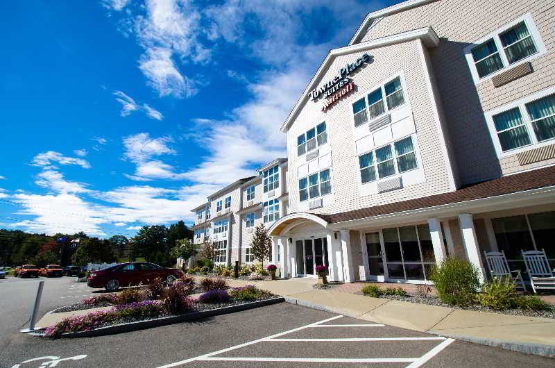 TOWNEPLACE SUITES BY MARRIOTT