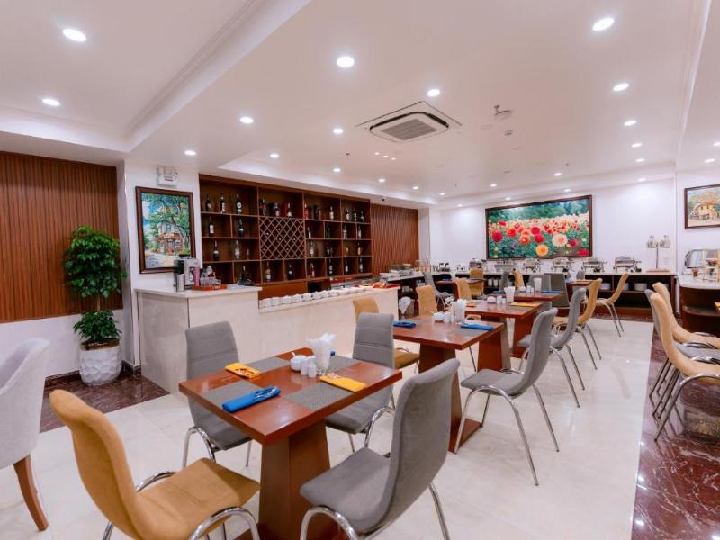 Dahlialand Saigon Hotel — restaurant