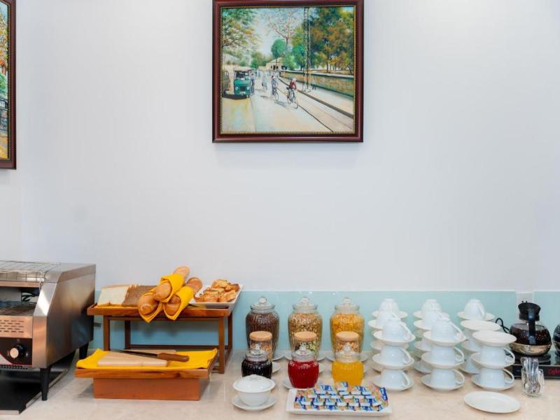 Dahlialand Saigon Hotel — restaurant