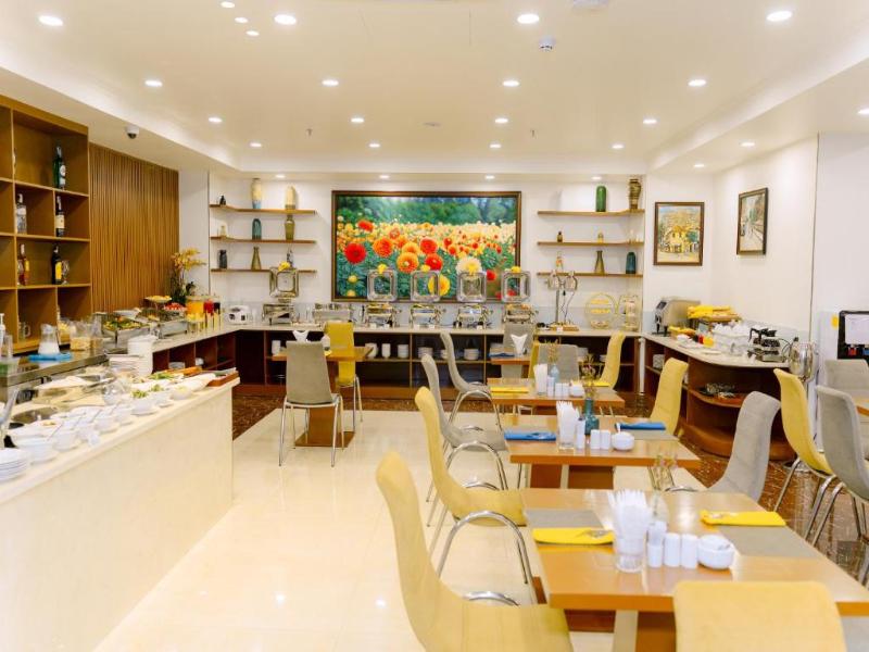 Dahlialand Saigon Hotel image