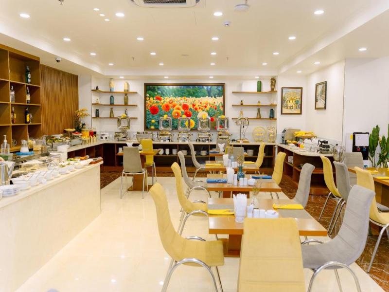 Dahlialand Saigon Hotel image