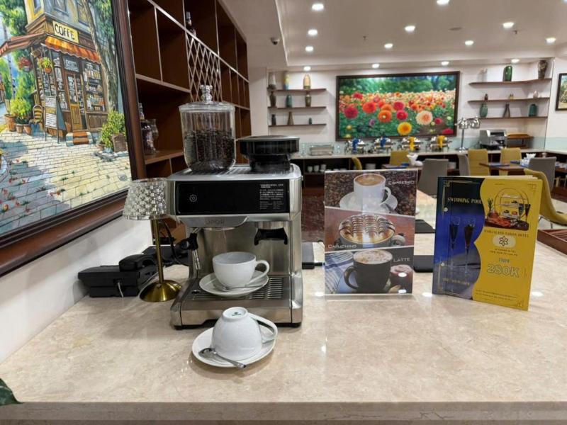 Dahlialand Saigon Hotel image