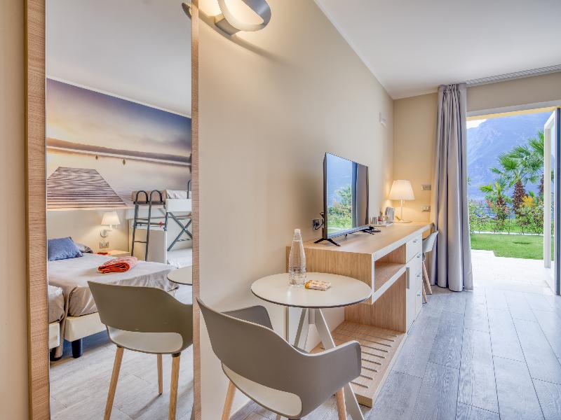 Hotel Cristina image
