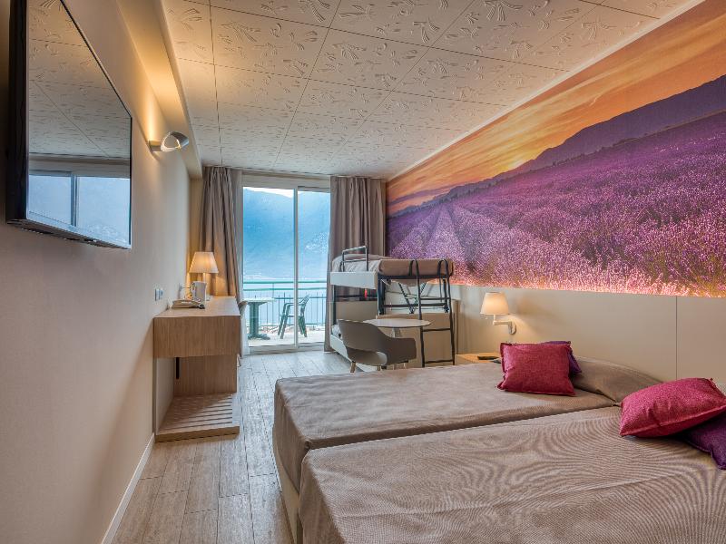 Hotel Cristina image