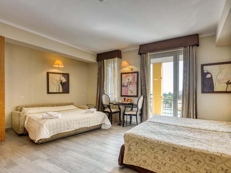 Hotel Cristina image
