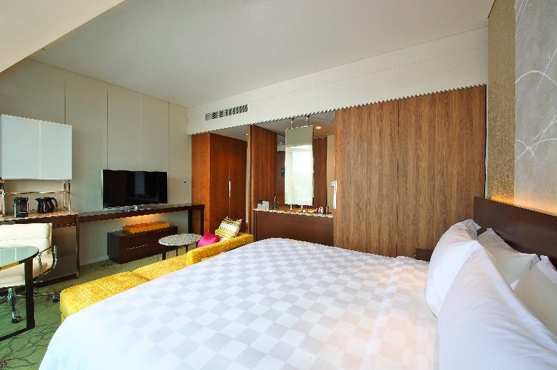 Osaka Marriott Miyako Hotel image