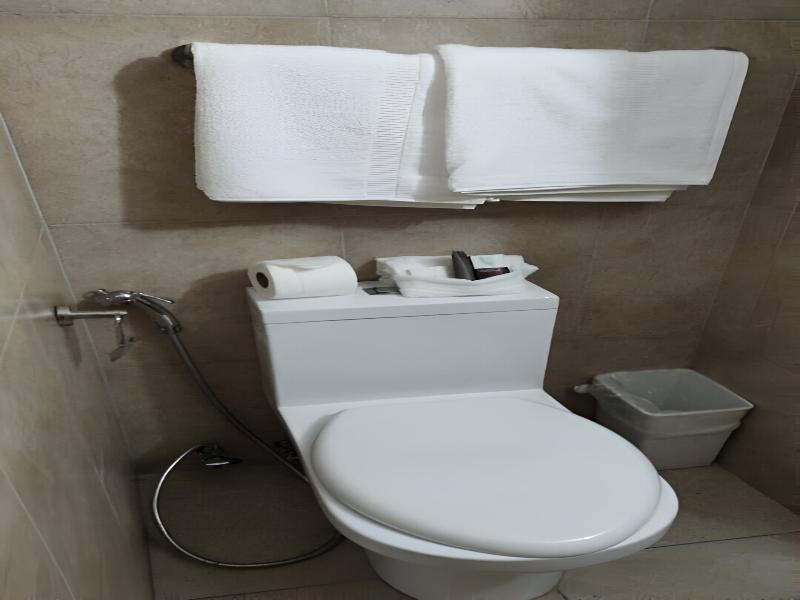 CUARTA AVENIDA SUITES image