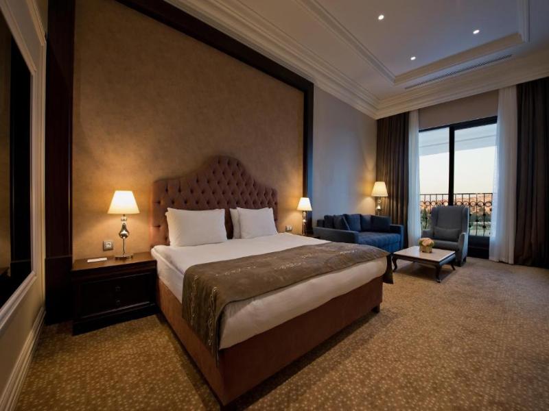 Vialand Palace Hotel image