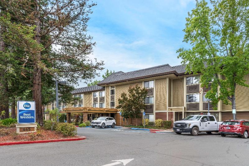 Best Western John Muir Inn image
