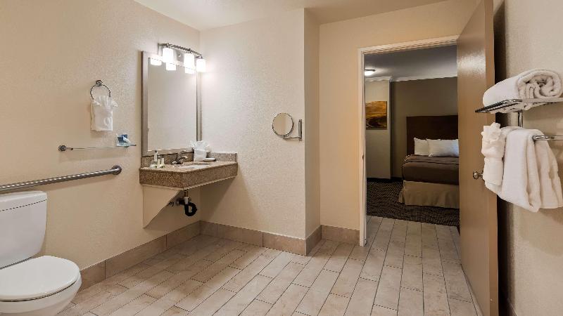 Best Western John Muir Inn image