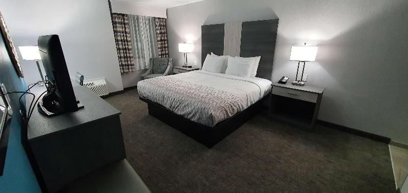 Best Western John Muir Inn image