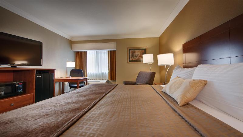 Best Western John Muir Inn image
