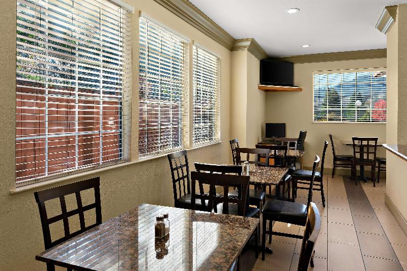 Best Western Willits Inn image