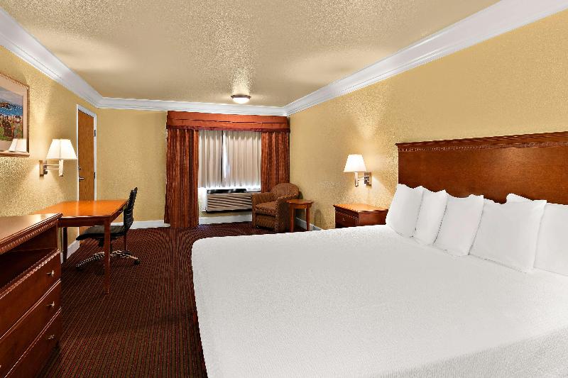 Best Western Willits Inn image