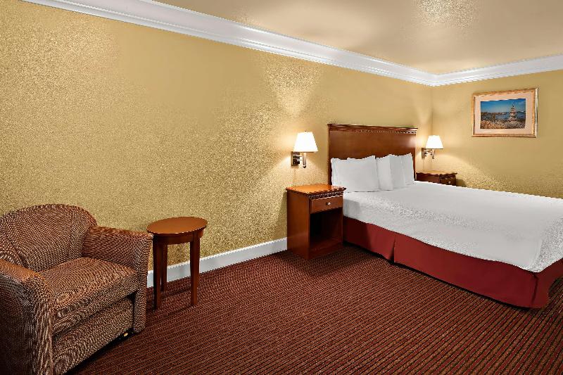Best Western Willits Inn image
