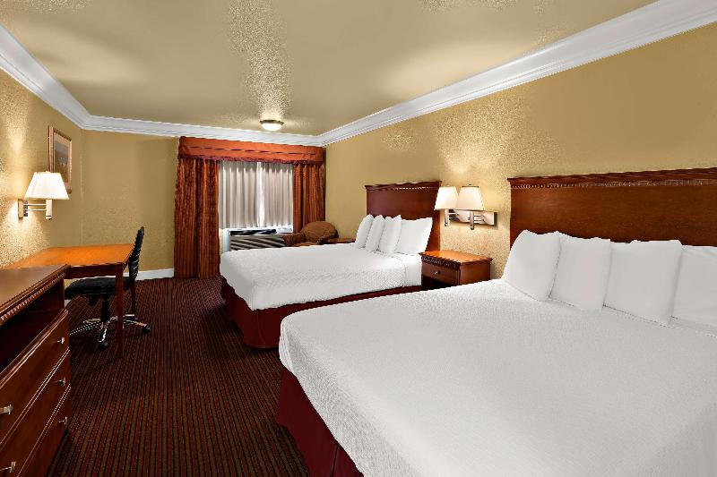Best Western Willits Inn image