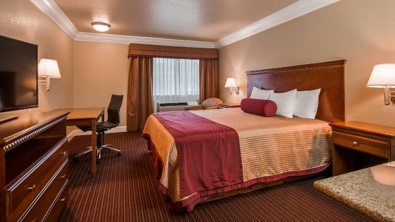 Best Western Willits Inn image
