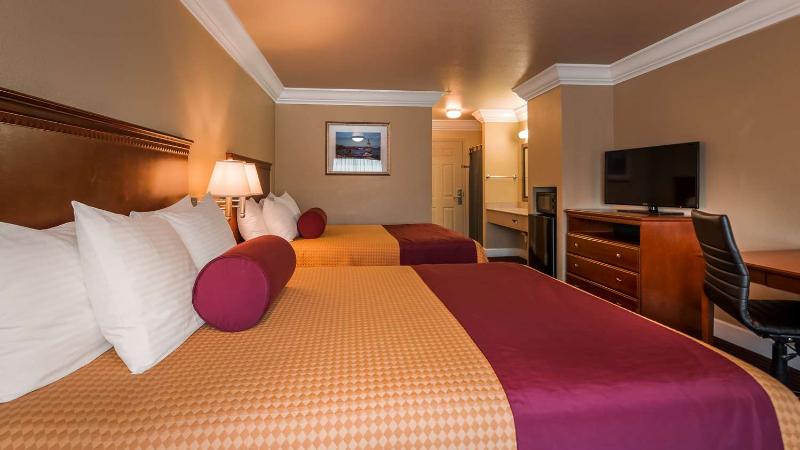 Best Western Willits Inn image