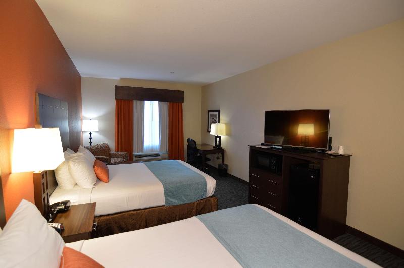 Best Western Plus Williston Hotel & Suites image