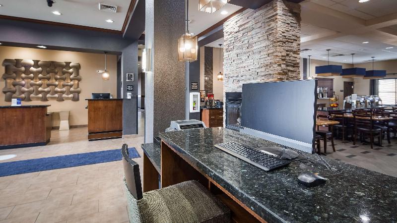 Best Western Plus Williston Hotel & Suites image