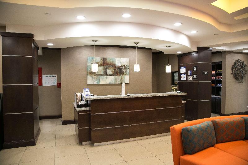 Best Western Plus Williston Hotel & Suites image