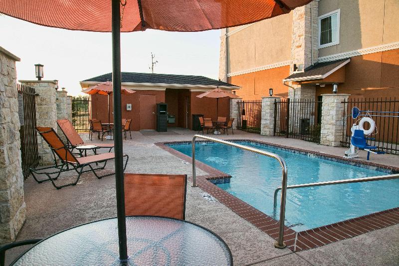 Best Western Plus Williston Hotel & Suites image