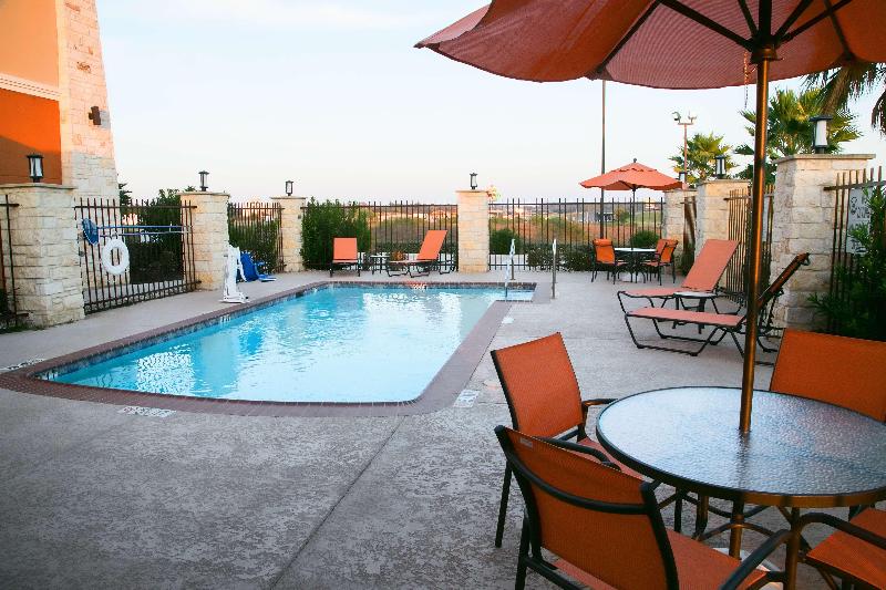 Best Western Plus Williston Hotel & Suites image