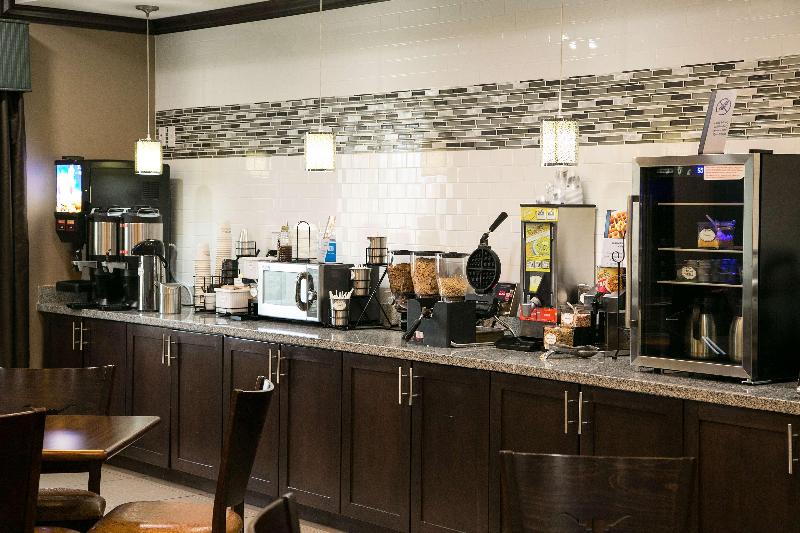 Best Western Plus Williston Hotel & Suites image