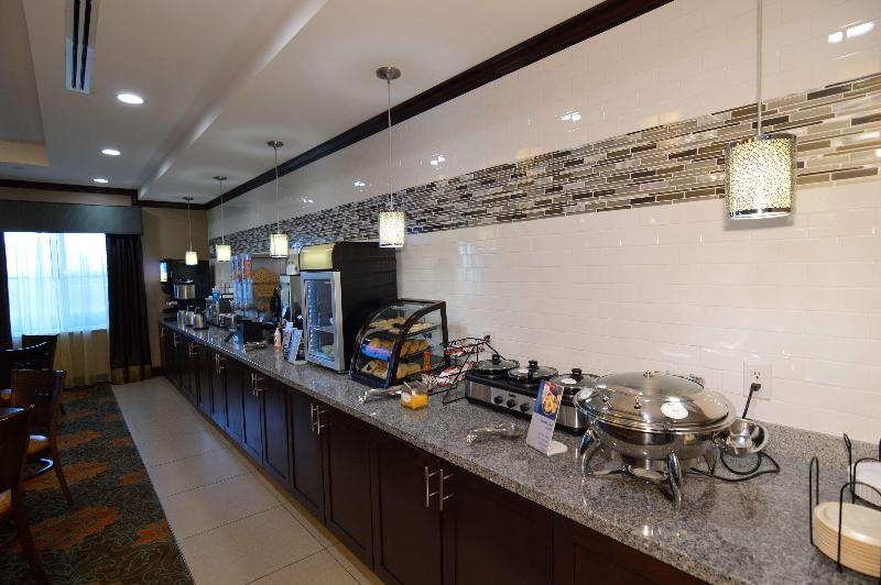 Best Western Plus Williston Hotel & Suites image