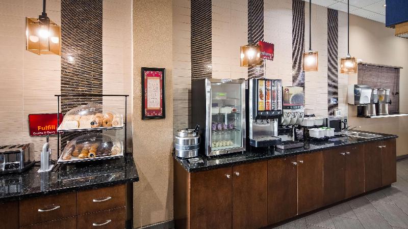 Best Western Plus Williston Hotel & Suites image