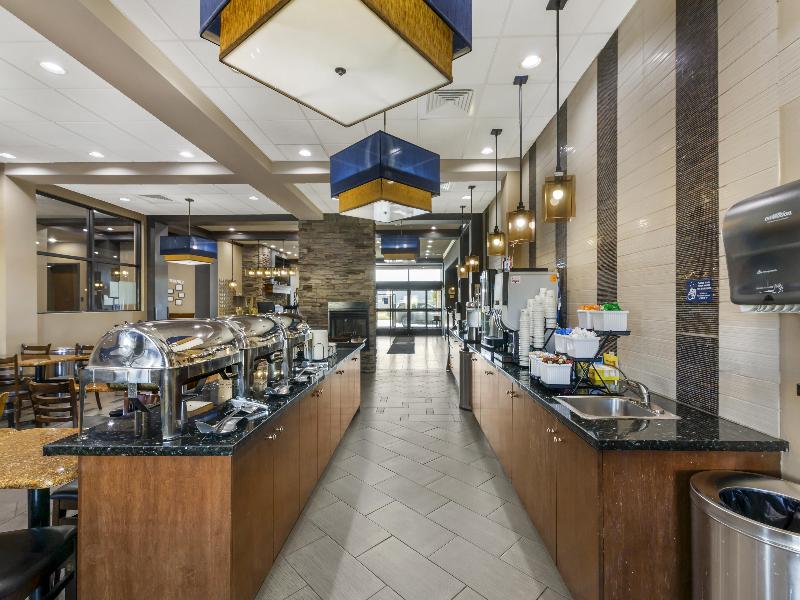 Best Western Plus Williston Hotel & Suites image